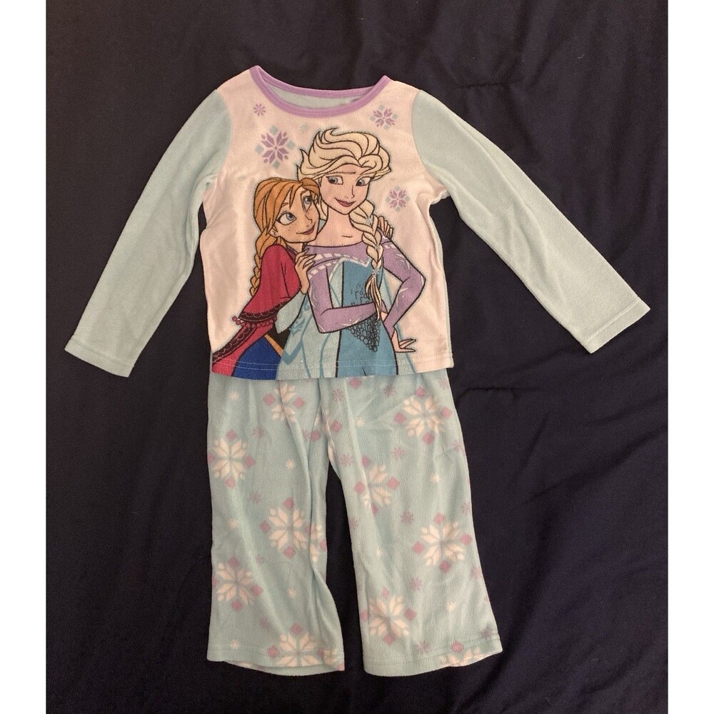 4T Disney girl clothes - 2 piece outfit | Frozen Elsa and Anna theme | fleece